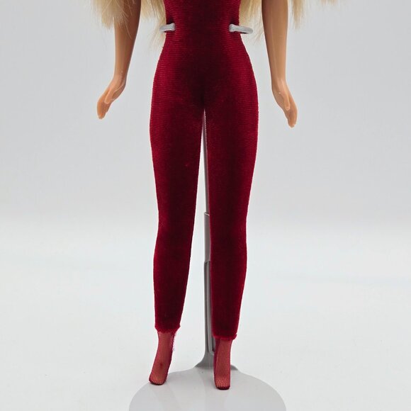 Very Velvet Barbie Doll 1998 20528 Red Velvet Jumpsuit Mattel Read - Picture 5 of 16